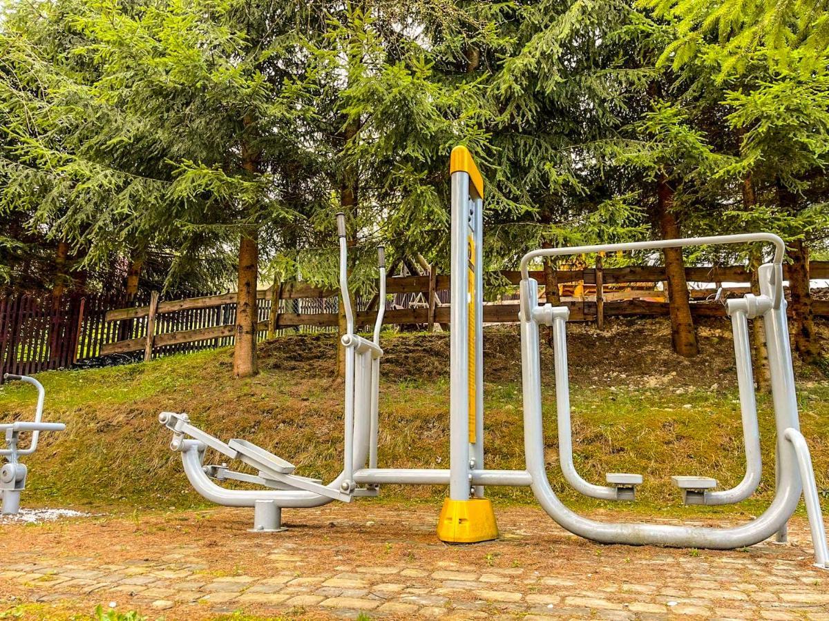 Mosorny Park Drewniane Komfortowe Caloroczne *